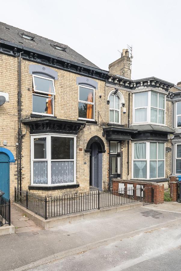 Art-Filled Bohemian 1 Bedroom Apt 2 Beds Colourful Praise Inn Apartment Kingston upon Hull Exteriör bild